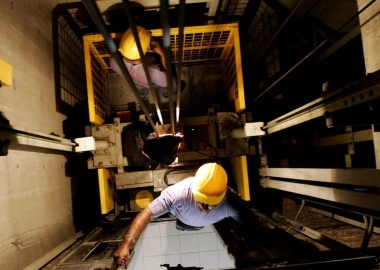 Những lợi ích khi lắp đặt thang máy tại TpHCM cho gia đình và doanh nghiệp