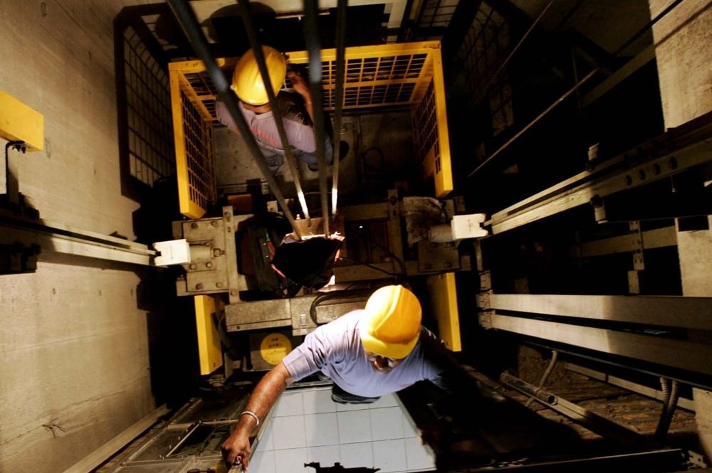 Những lợi ích khi lắp đặt thang máy tại TpHCM cho gia đình và doanh nghiệp